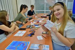 Wychowankowie bursy wzięli udział w akcji UNICEF z okazji Międzynarodowego Dnia Praw Dziecka. Podczas spotkania młodzież tworzyła własne pocztówki, promując prawa dziecka  i wyrażając swoje refleksje na temat ich znaczenia we współczesnym świecie.