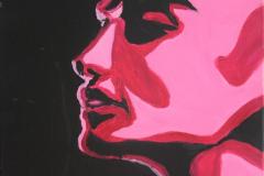 Kobiecy profil ukazany w intensywnych odcieniach różu i czerwieni na ciemnym tle, co nadaje mu wyrazisty i emocjonalny charakter